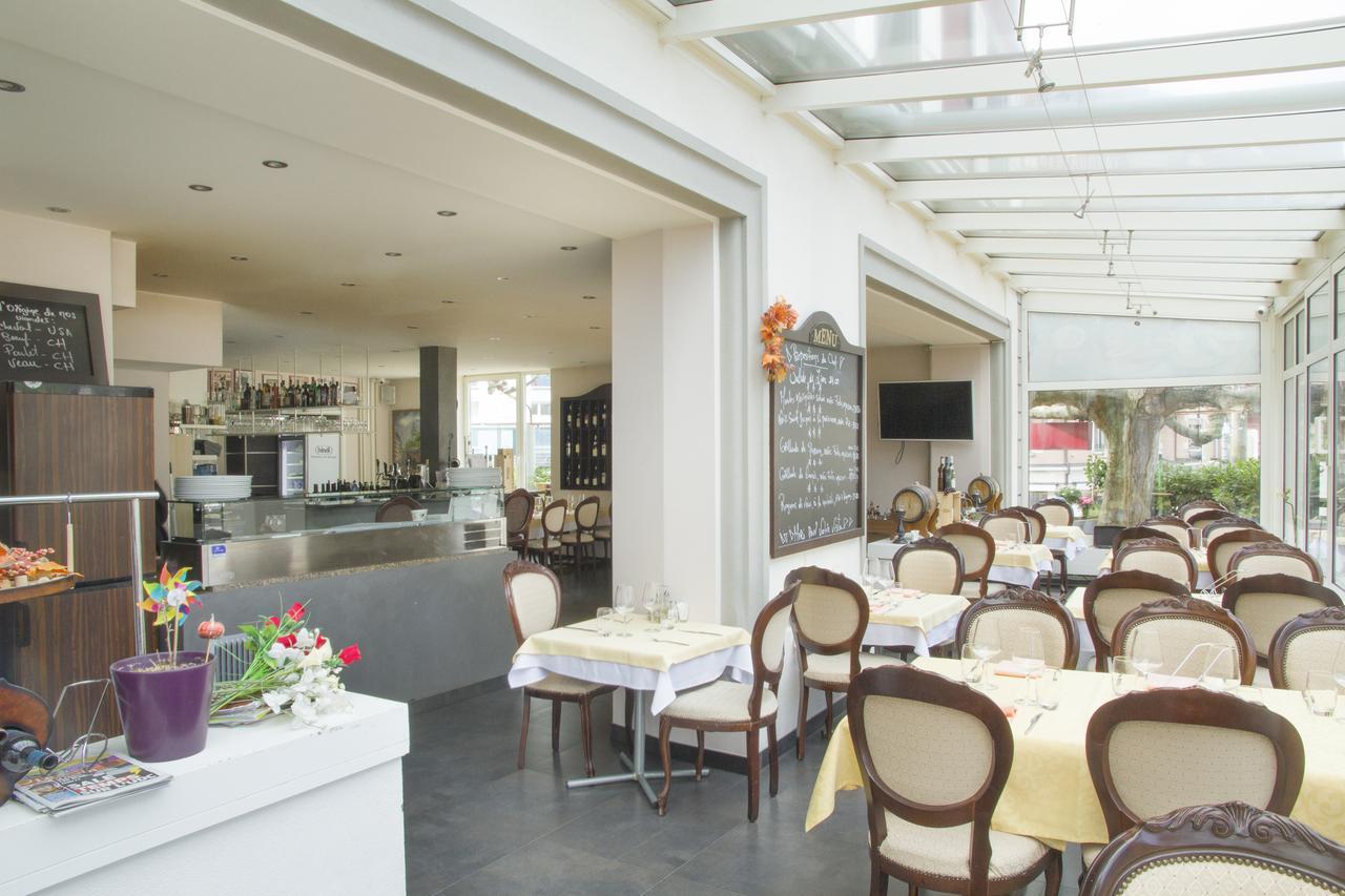 Residence De L'Ours Lausanne Bagian luar foto